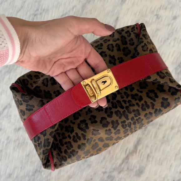 Authentic Fendi Vintage Leopard Print Vanity Bag - Picture 4 of 14